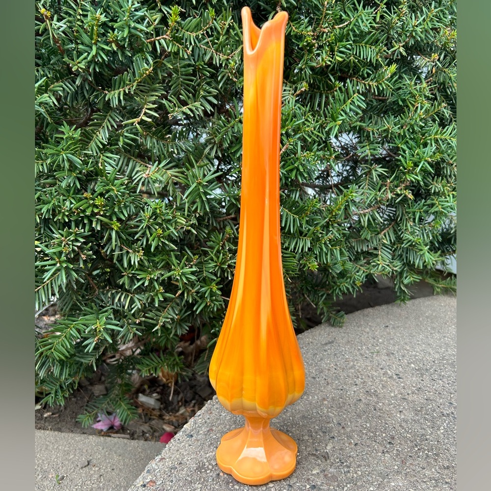 LE Smith bittersweet vase swung pedestal glass vase vintage orange MCM 16”